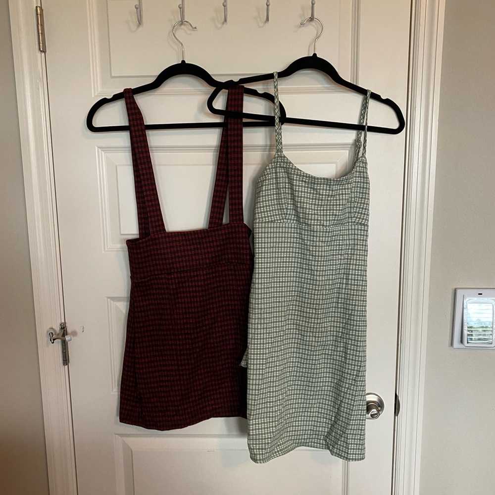 Set of 2 NEW WITH TAGS Dresses - small - Forever 21 and Pacsun John Galt